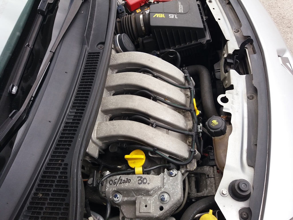 Renault Twingo 1.6 16v RS 133 cv (51)